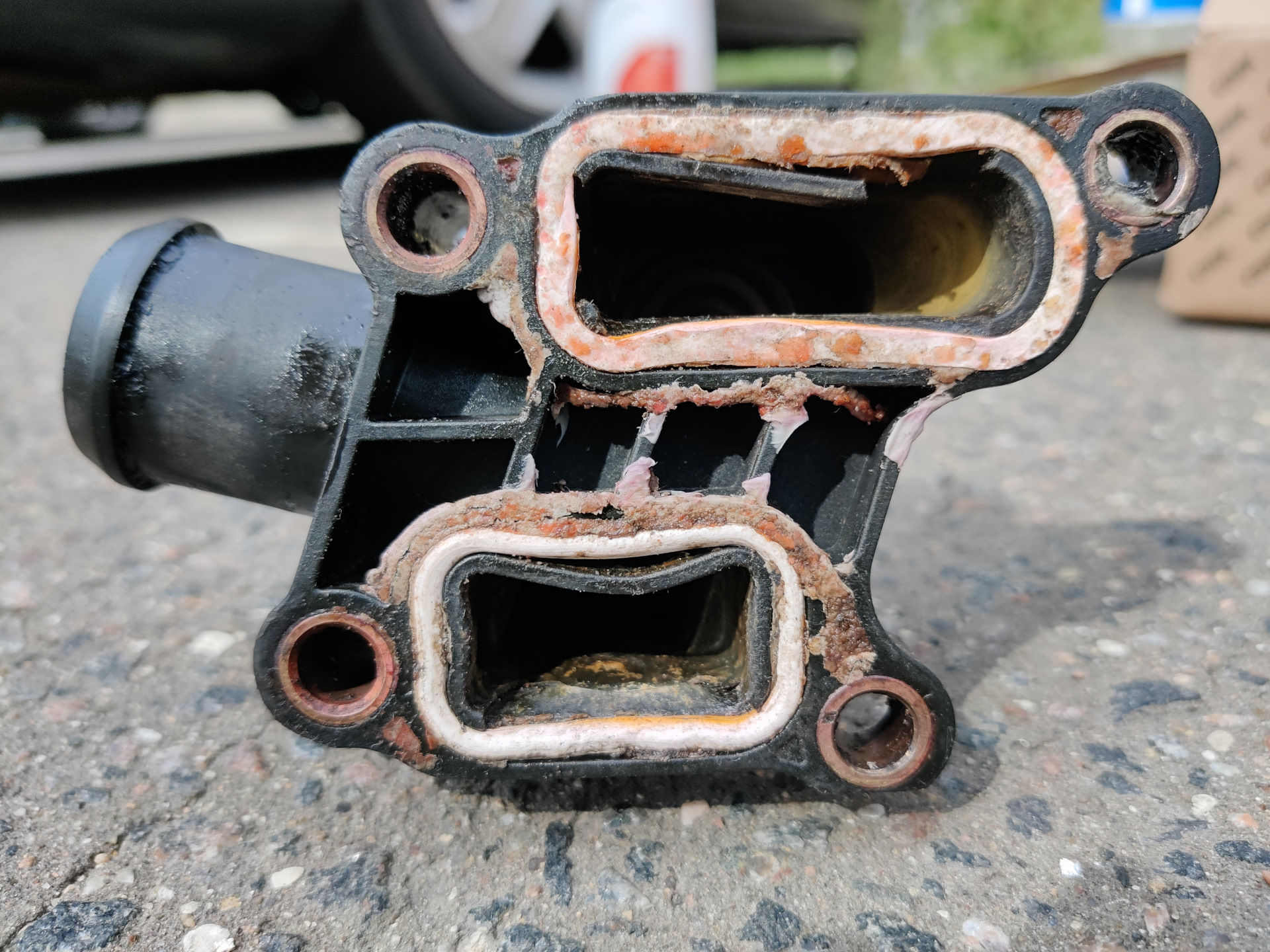 система охлаждения 1. замена фланца системы охлаждения. фланец охлаждения венто adz артикул. замена фланца системы охлаждения. тройник отопителя passat b6 bzb.