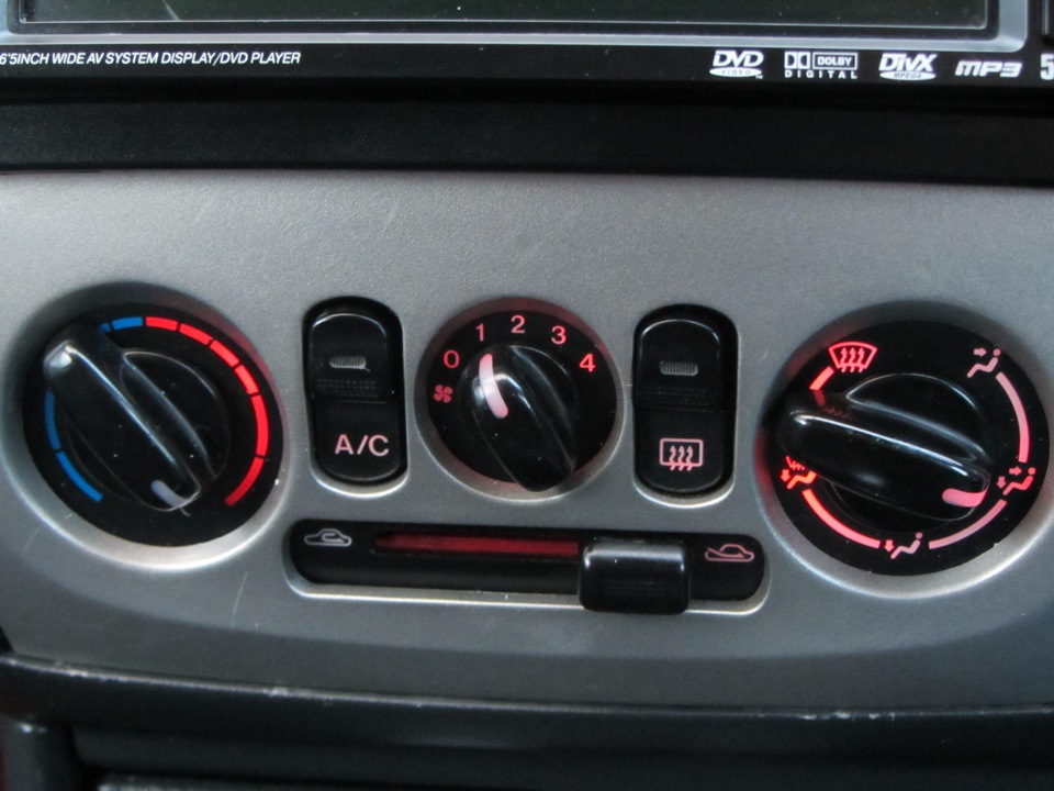 Новые крутилки климата - Mazda Familia (BJ), 1,5 л, 2002 года тюнинг DRIVE2