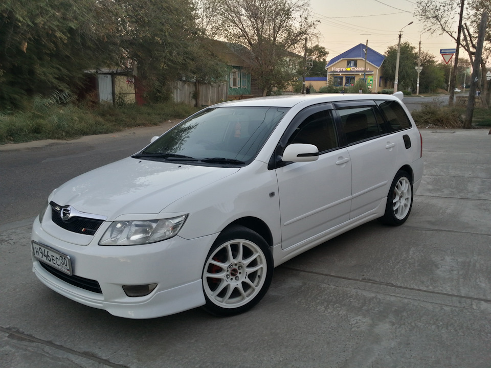 Toyota Corolla Fielder e120