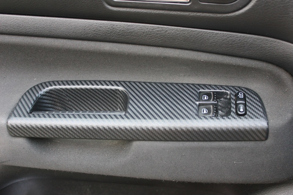 Под карбон — Volkswagen Golf Mk4, 1,4 л, 2002 года | тюнинг | DRIVE2