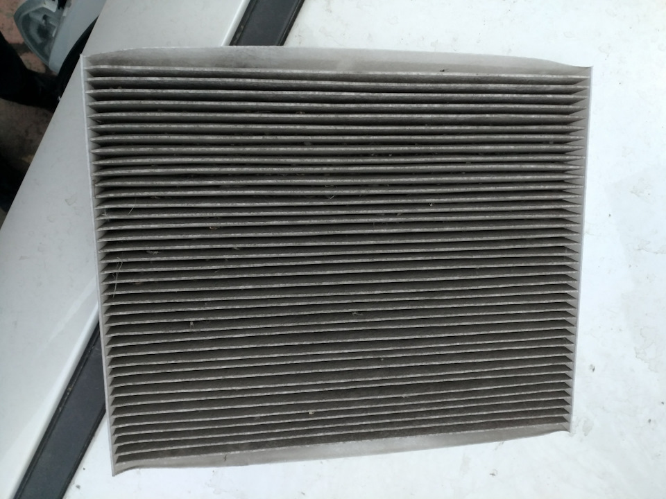 Замена салонного фильтра. — KIA Cerato (3G), 2 л, 2017 года | своими ...