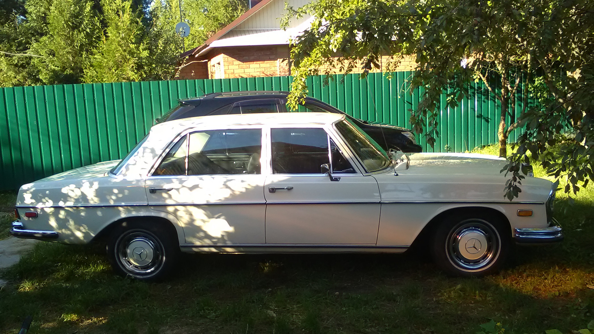 Мерседес w109