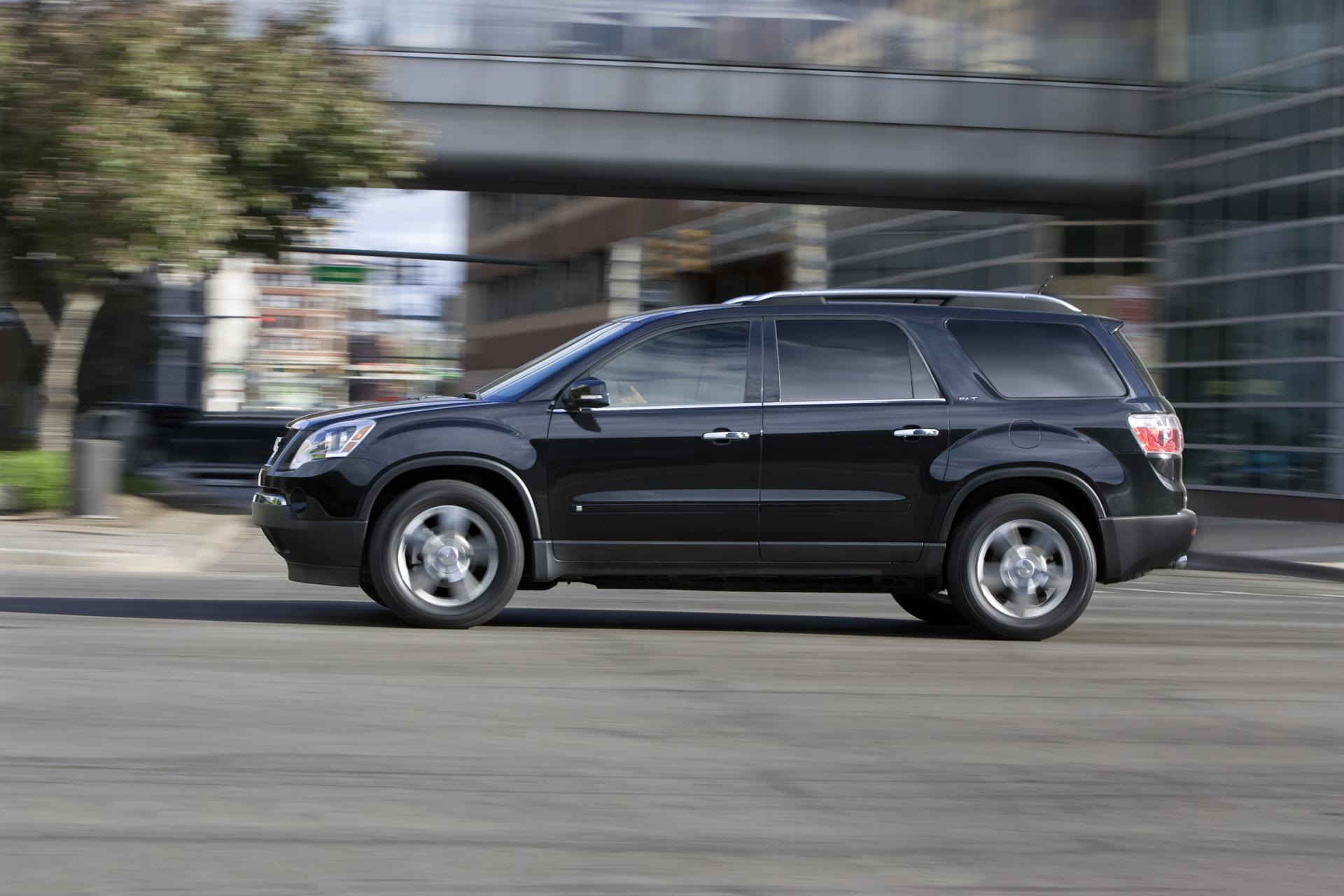 G первый. GMC Acadia 2009. GMC Acadia, 3.6 2008. GMC Acadia багажник. Fusebox GMC Acadia 2011.