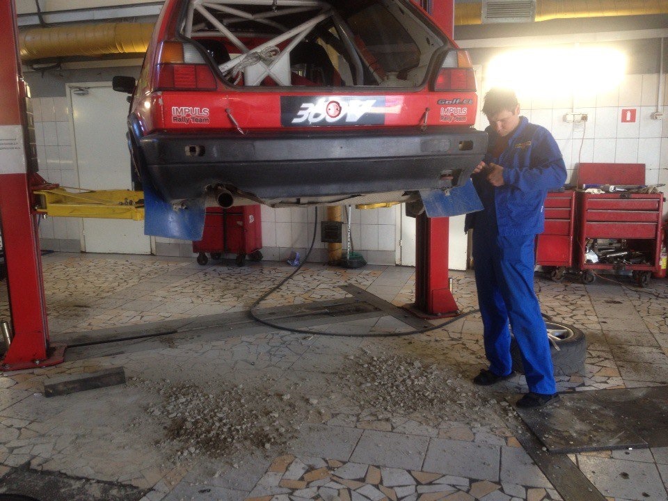 облегчение кузова — Volkswagen Golf Mk2, 2 л, 1984 года | визит на ...