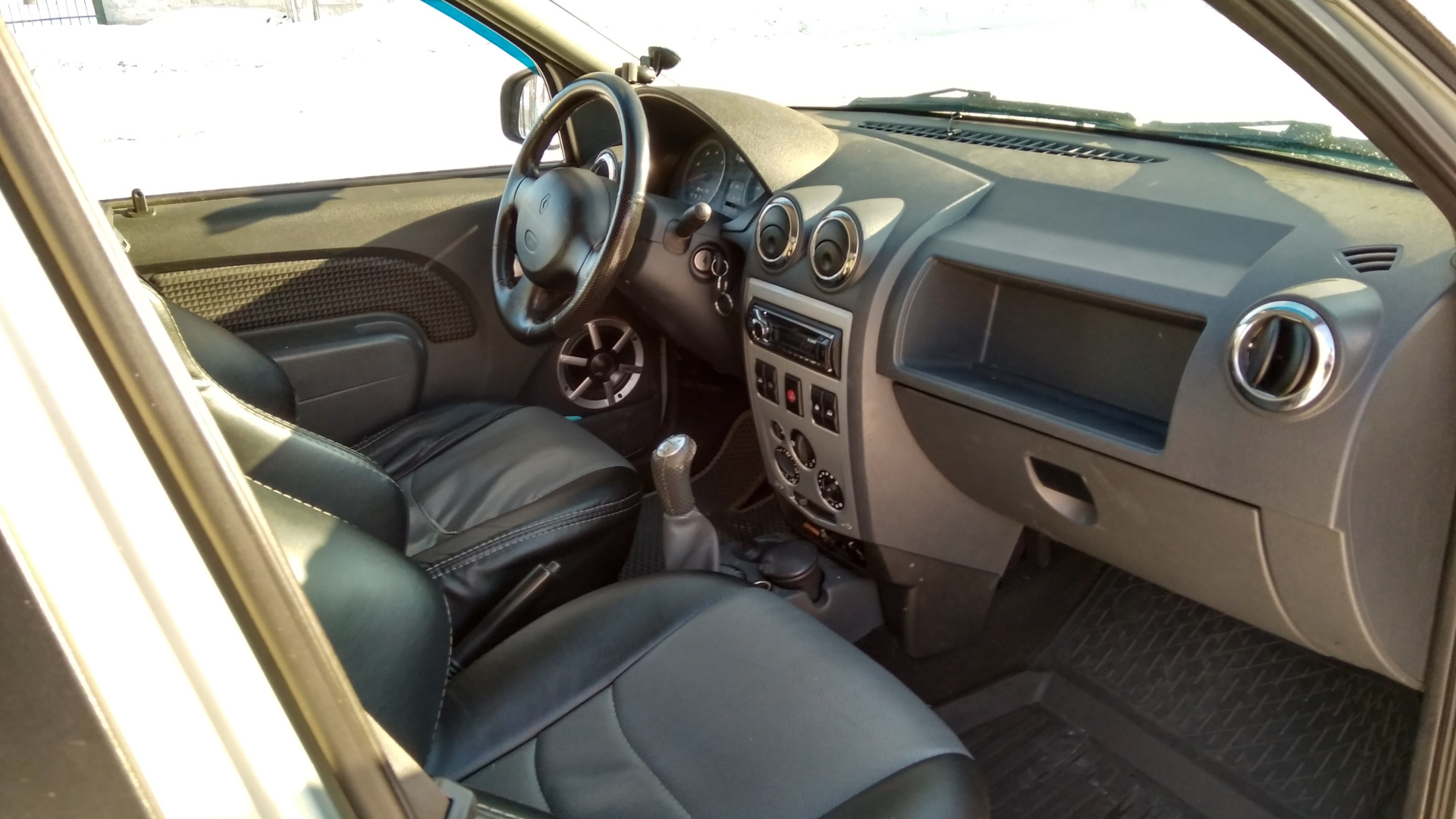 Renault Logan (1G) 1.6 бензиновый 2008 | Серый Волк на DRIVE2