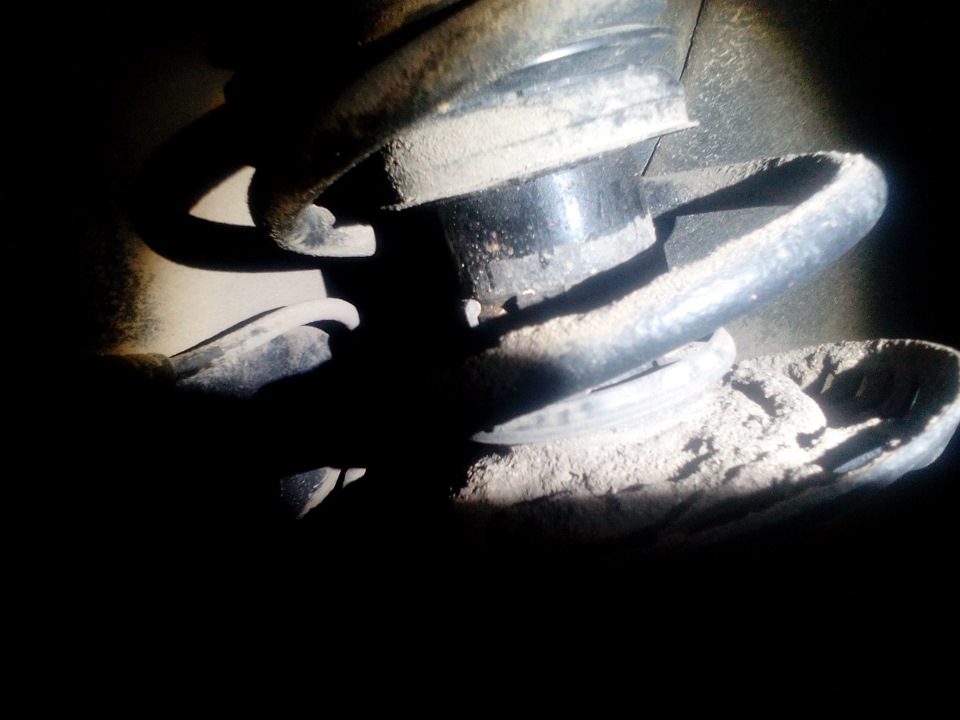 Потекли амортизаторы! — Skoda Octavia A5 Mk2, 2012 года | запчасти | DRIVE2