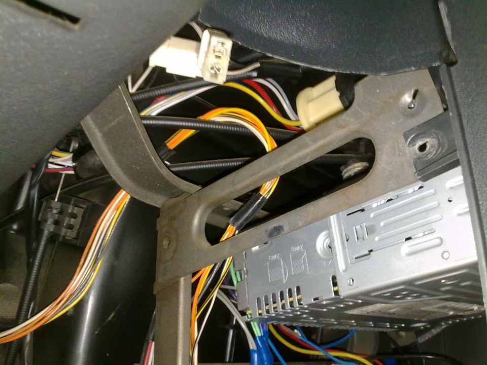 для тех хто незнае как заминить лампочку на печке регяторе — Lada 2115 ...