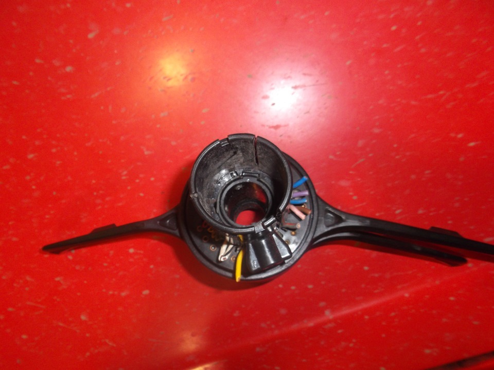 Установка замка зажигания 2110 и подрулевых Калина/Шеви-Нива и кожух ...