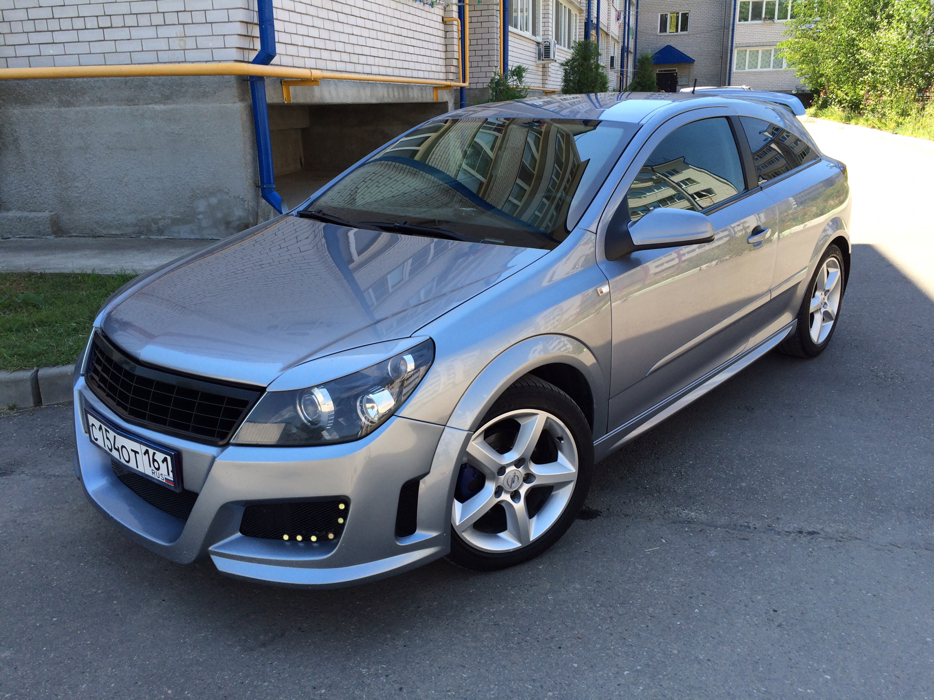 Opel Astra h GTC 2007 колеса