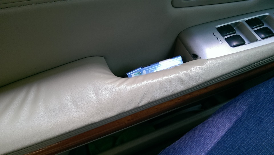 Обнова подлокотника двери водителя — Lexus RX (2G), 3,5 л, 2007 года ...