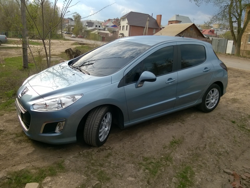 Пежо 308 2010г колеса. Скрип пежо 308. Скрип пежо 308. Скрип пежо 308 слева. Пежо 308 2010г.