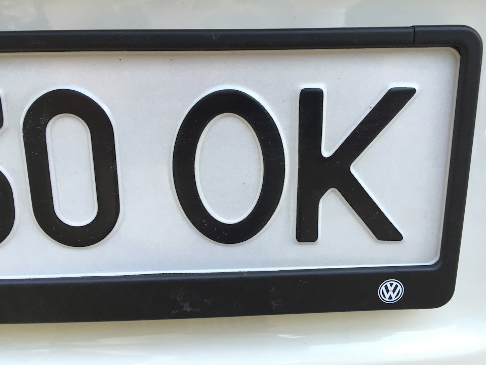 Фетишная рамка VAG — Volkswagen Transporter T5