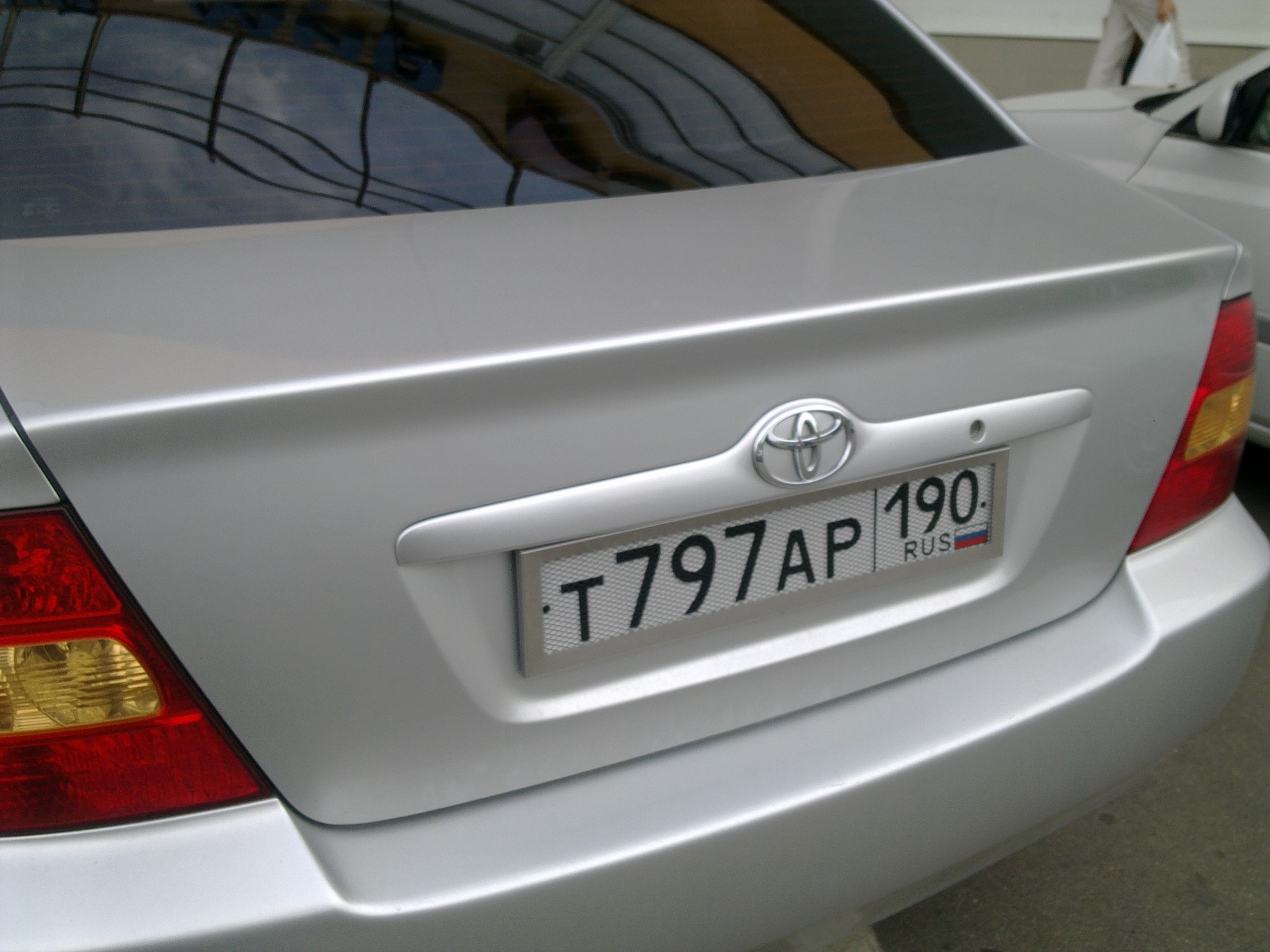 Down with nameplates  - Toyota Corolla 16L 2003