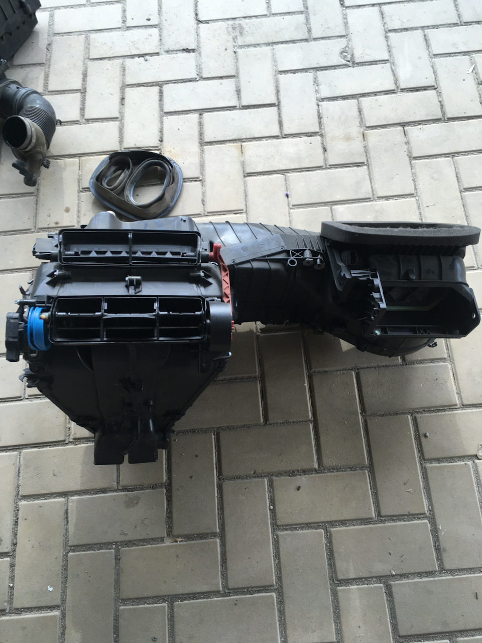 Photo from the logbook Volkswagen Caddy (3G)