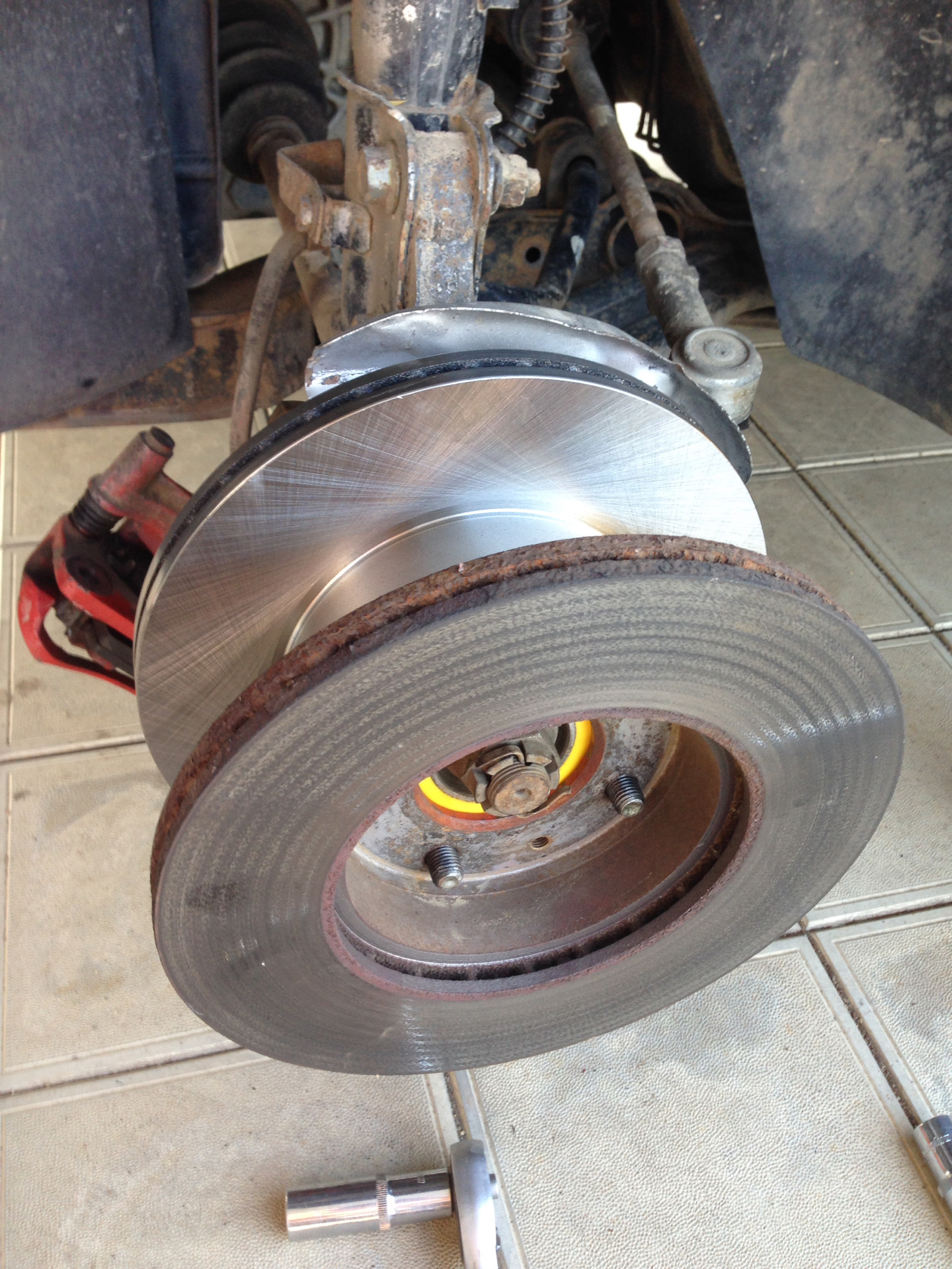 Поставил тормозные диски зеккерт — Hyundai Accent (2G), 1,5 л, 2008 ...