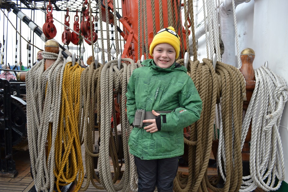 В Мурманск пришел барк "СЕДОВ" — Volvo XC70 III, 2,4 л, 2014 года ...