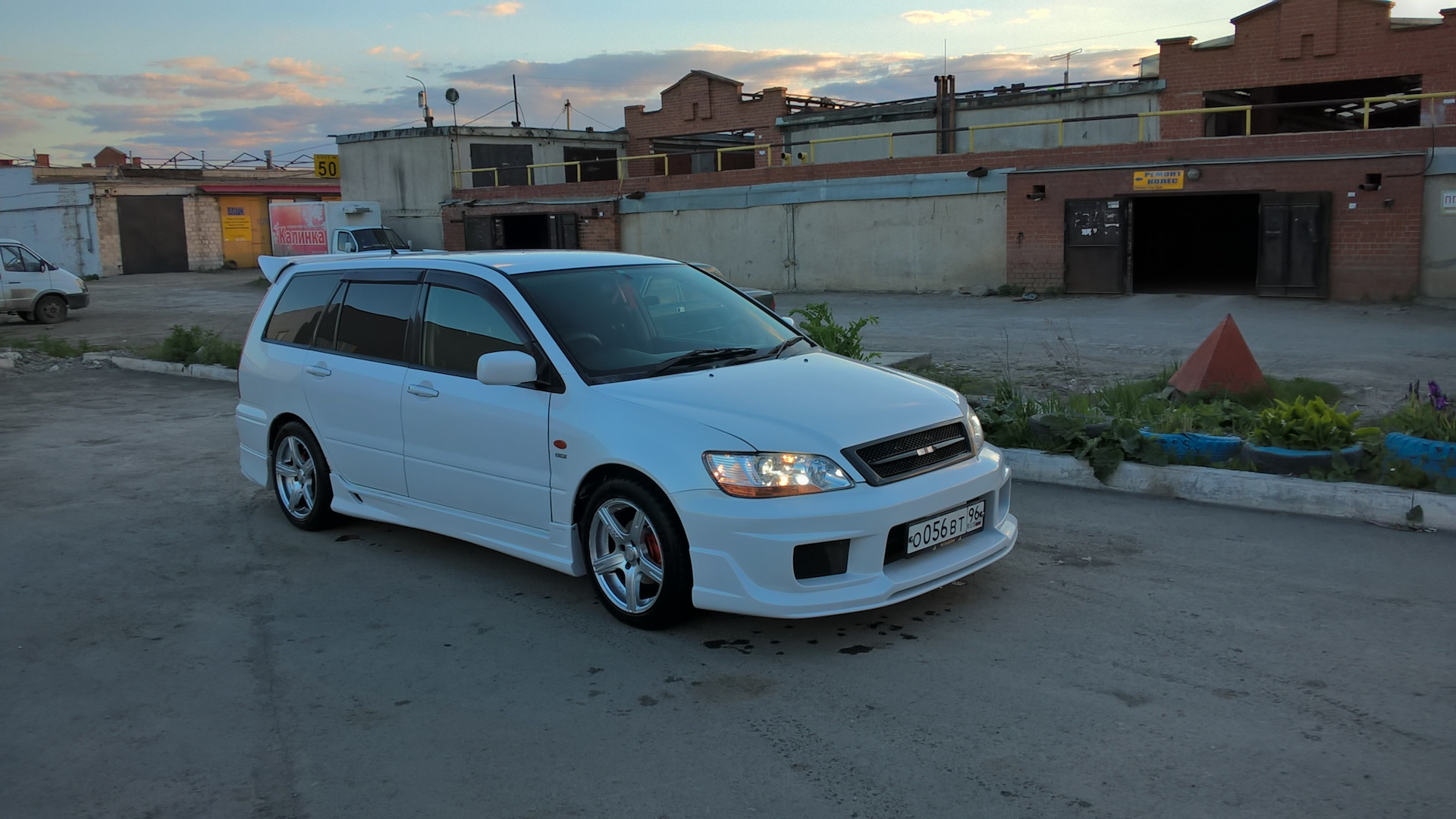 Mitsubishi Cedia универсал тюнинг