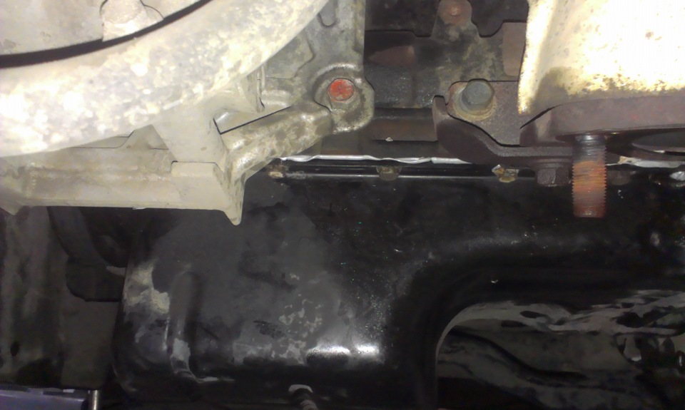 Двигатель. Замена упорных полуколец. — Mitsubishi Lancer IX, 2 л, 2006 ...