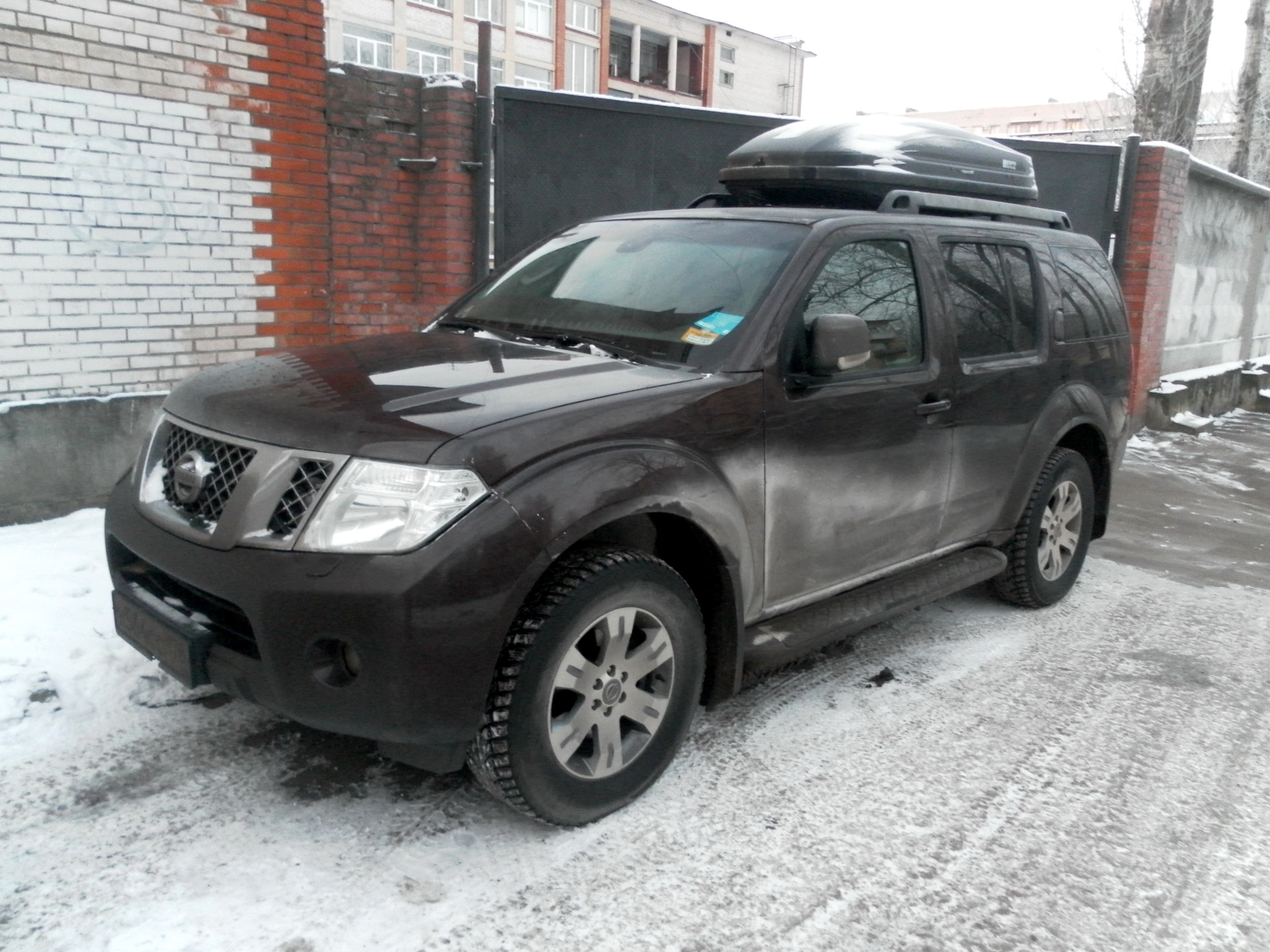 Проблемы ниссан патфайндер 2.5 дизель. Автобокс Ниссан Патфайндер р52. Nissan Pathfinder антихром. Автобокс на Патфайндер. Антихром Ниссан Патфайндер р51.