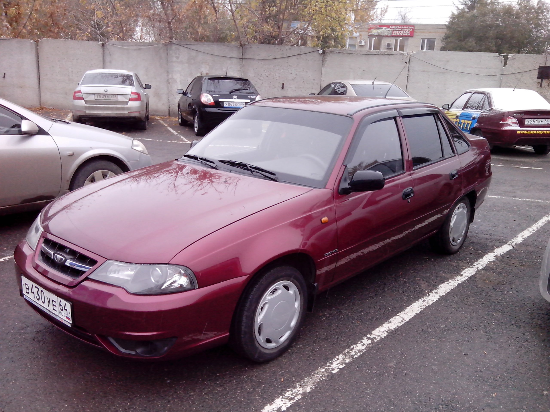 Daewoo Nexia 150 вишнёвая