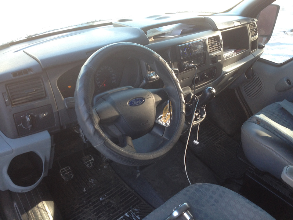Ford transit как снять руль Замена штатного рулевого колеса - Ford Transit (7G), 2,2 л, 2006 года тюнинг DRI