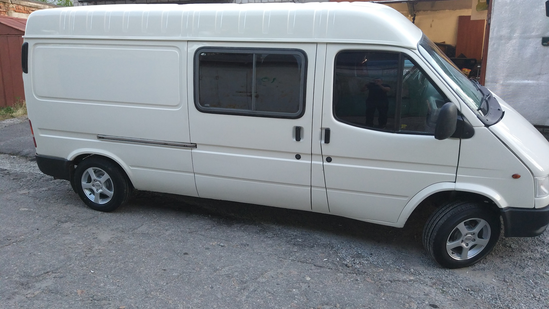 Ford transit 420. Ford transit van 2006. Ford transit van 2022. Ford transit 3. 400 190 d0212 1 форд транзит 2002.