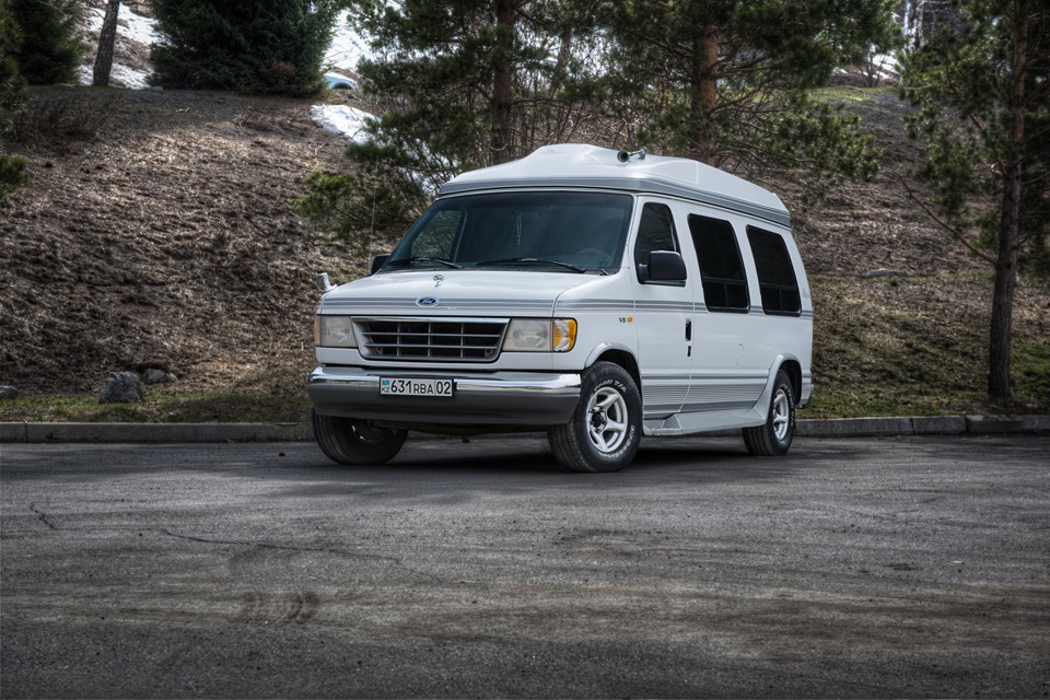 Форд эколайн. Ford Econoline 5.8. Ford e-Series фото.
