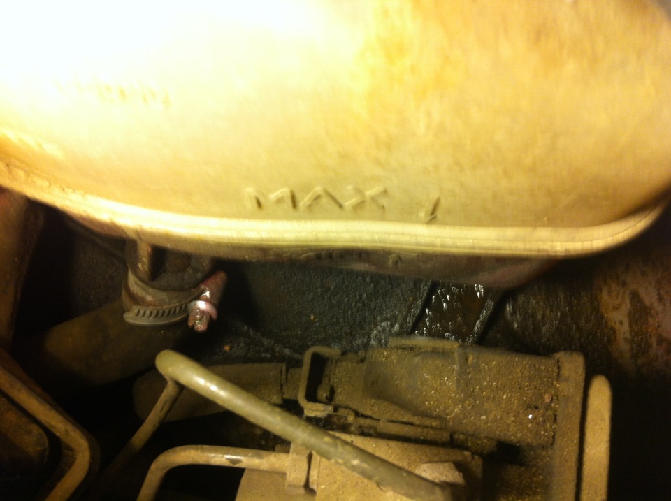 Расширительный бачок течет словно сучка — DRIVE2