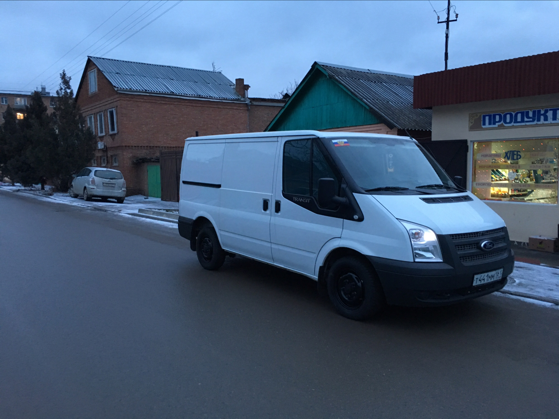 Диски форд транзит. Ford Transit диски r18. Ford Transit 2008 c колёса. Ford Transit на литье. Ford Transit 2 диски.