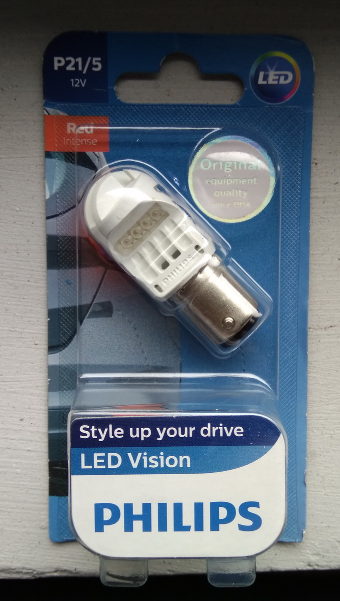12836REDB1 Лампа P21/5 LED RED 12V B1, есть круче, но жаба задушила — Nissan Note (1G). Запчасти на фото: 12836REDB1