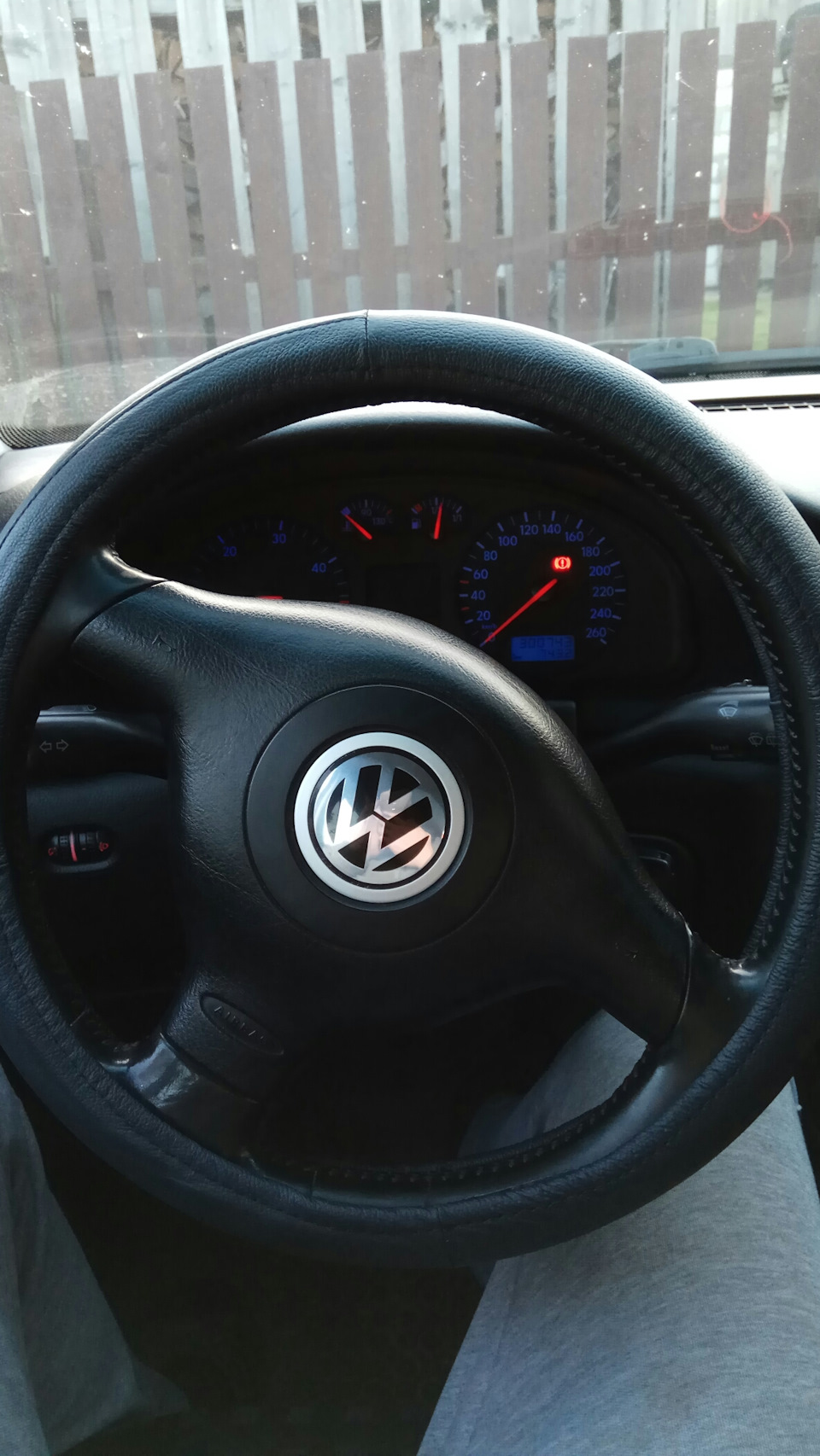 Чехол на руль. — Volkswagen Passat B5, 1,9 л, 2000 года | аксессуары ...