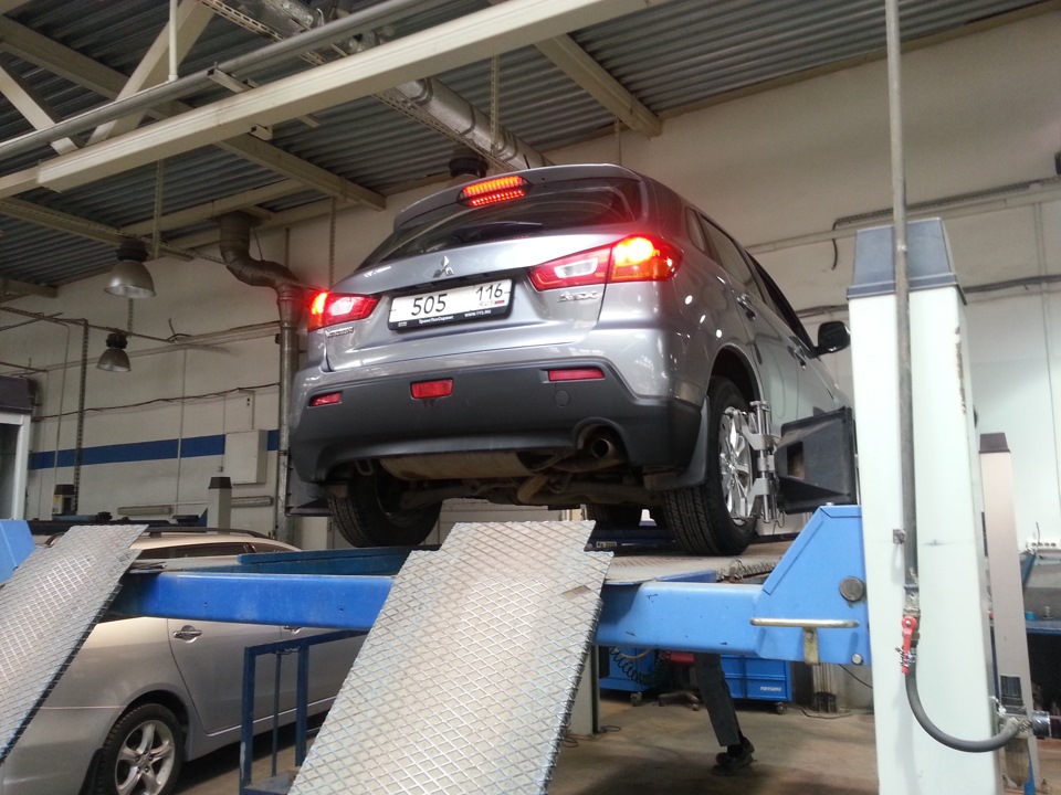 Развал свао. Сход развал Mitsubishi ASX. Митсубиси развал. Мицубиси Вист. Развал схождение Митсубиси АСХ.