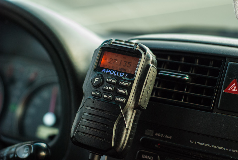 Перед поездкой в рамках подготовки успел установить рацию — Suzuki Jimny (1G)