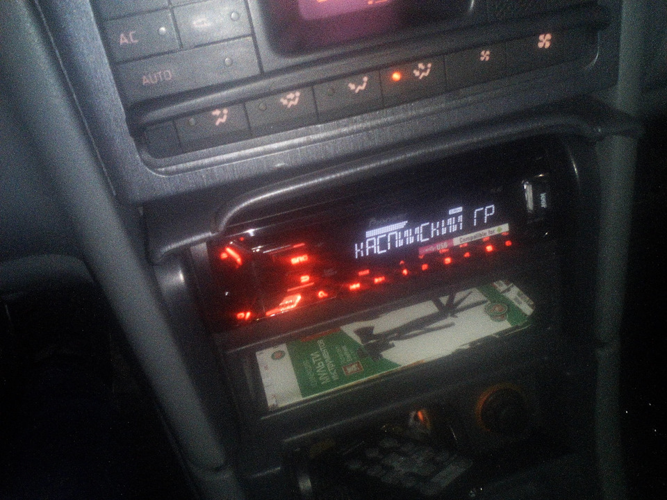 Новой машине — хороший мАфон! — Renault Laguna I, 2 л, 1999 года ...