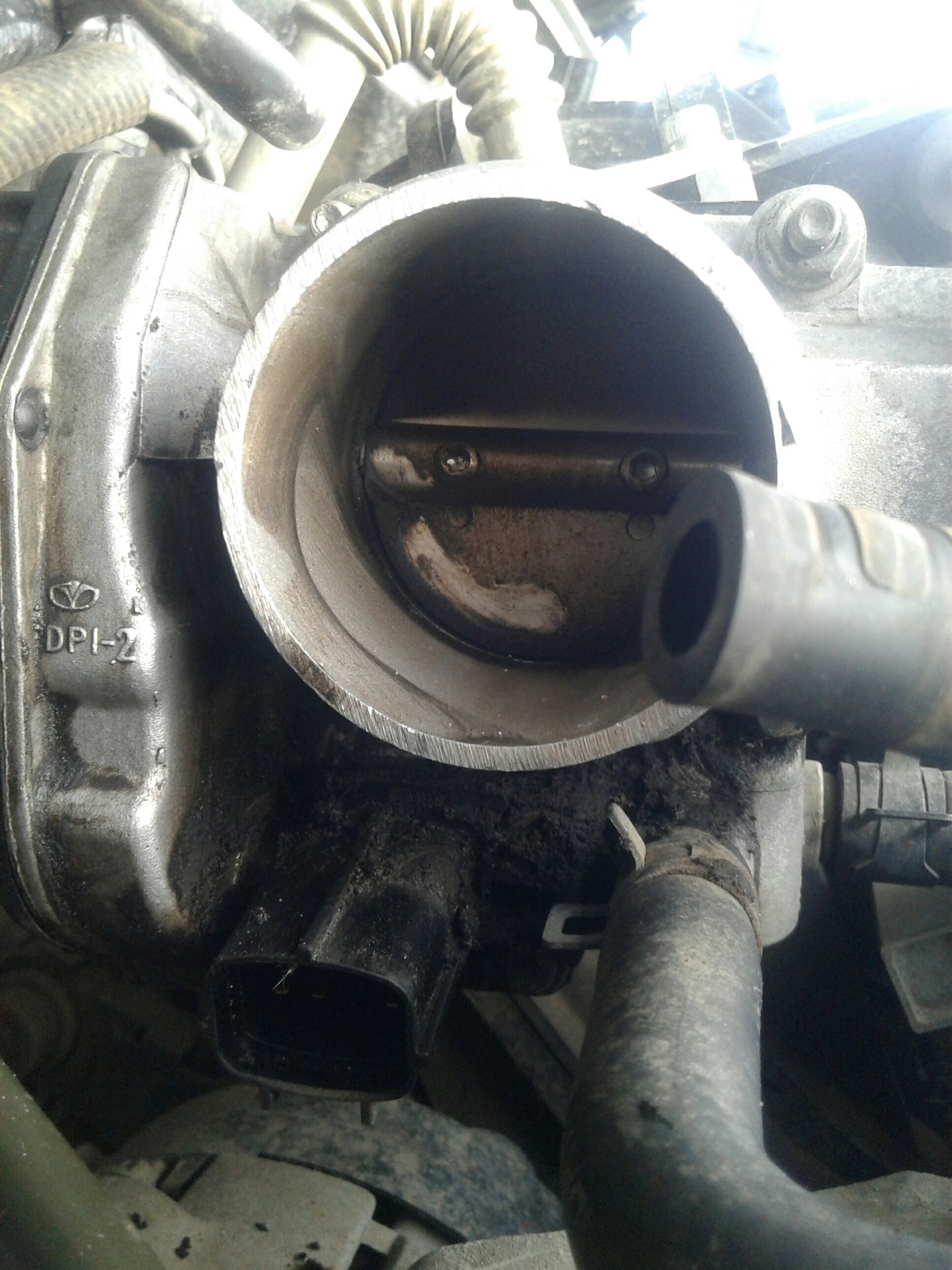 Чистка дроселя (плавоют обороты). — Chevrolet Lacetti Sedan, 1,6 л ...