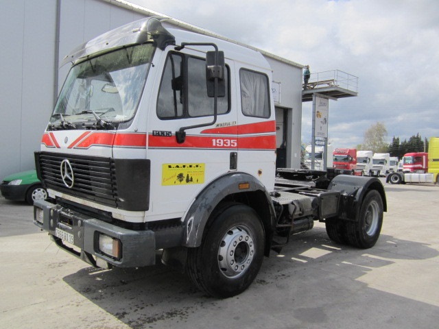 Mercedes Benz sk 1735