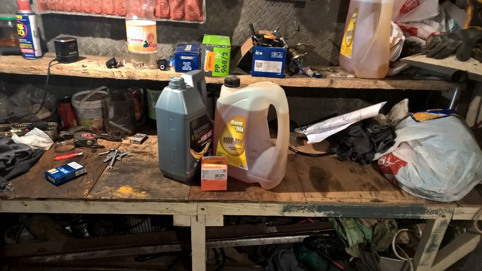 меняем масло. — Renault Clio I, 1,2 л., 1994 года | расходники | DRIVE2