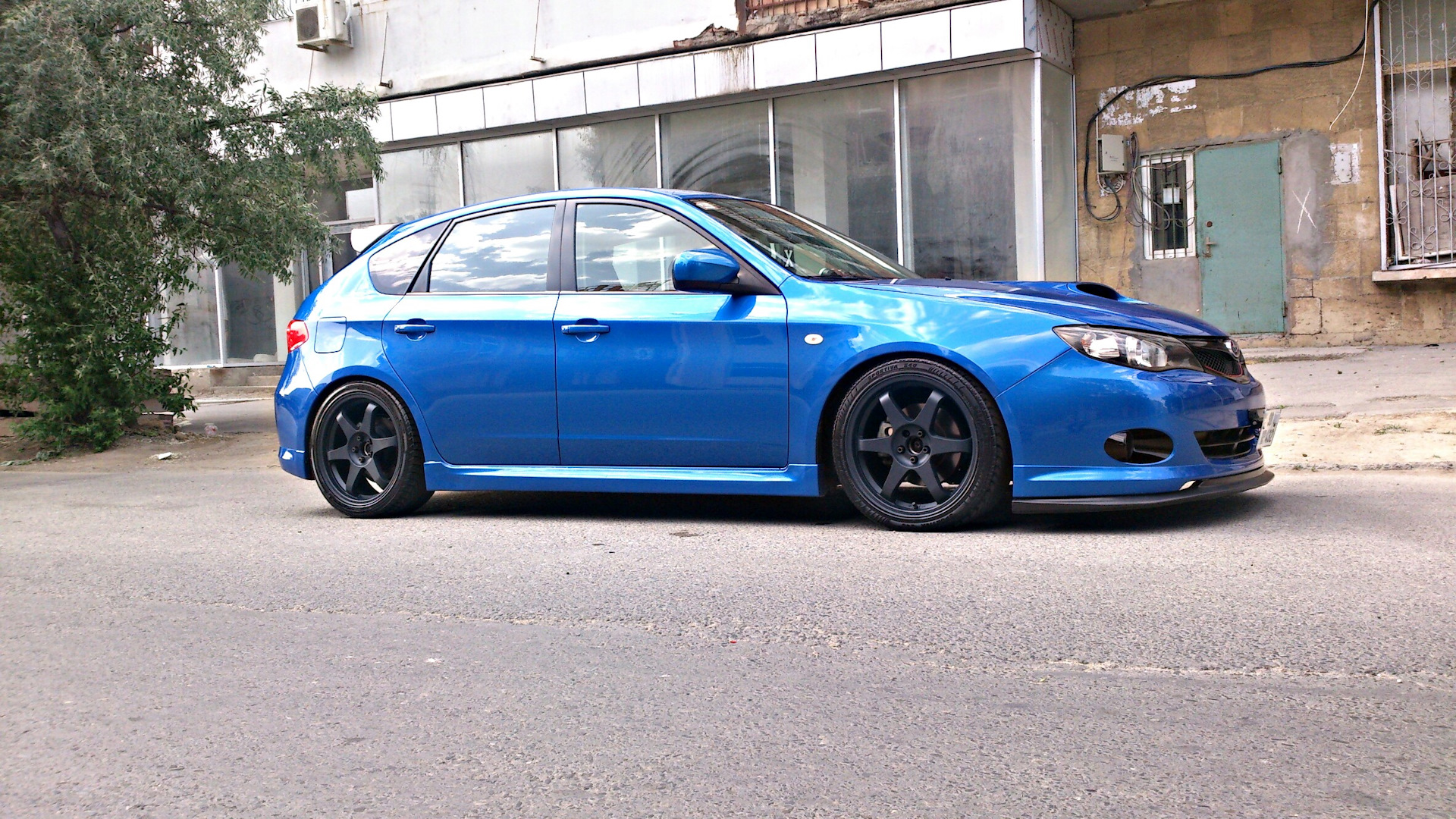 Advan Subaru Impreza