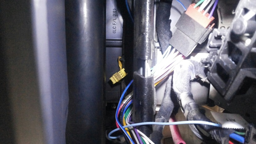 Что это за желтый разъем? Кто сможет подсказать? — Hyundai Accent (2G ...