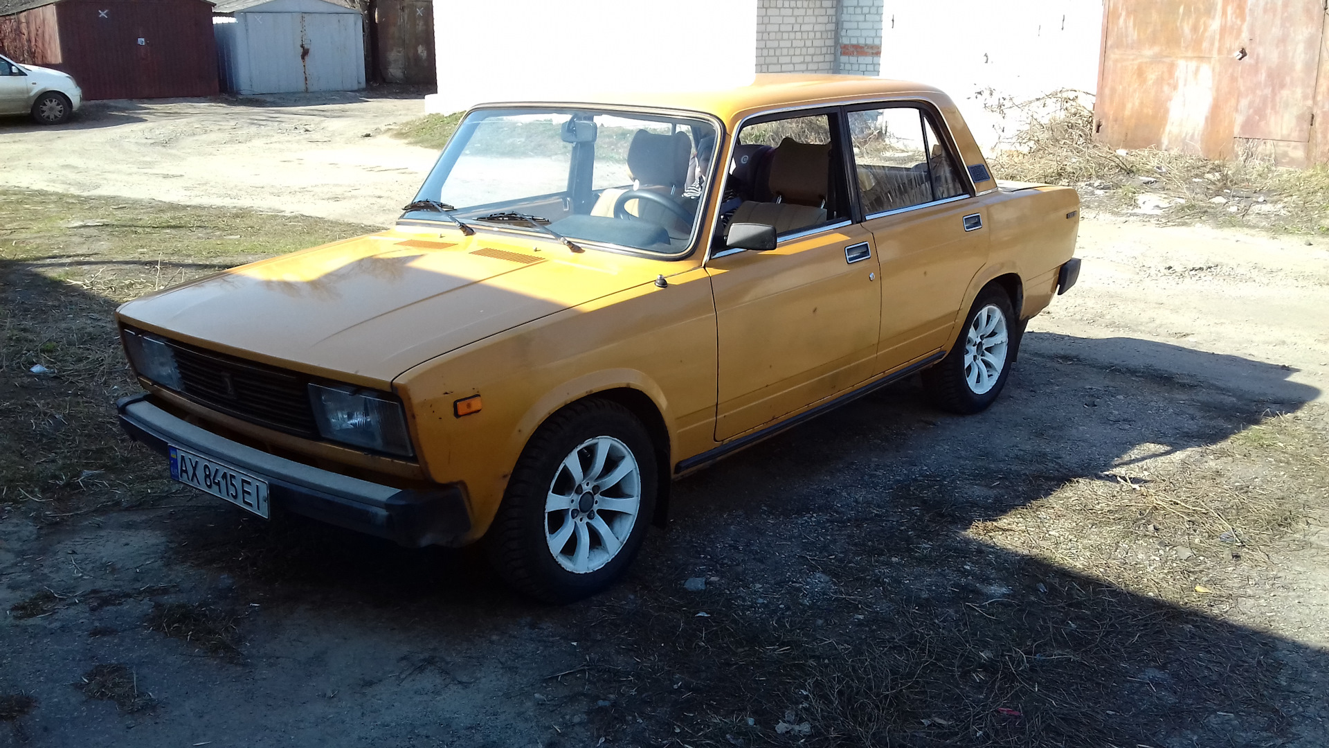 Melber Turbo на классику (наконец-то летние колёса) и ходовую в сток — Lada  2105, 1,3 л, 1983 года | колёсные диски | DRIVE2