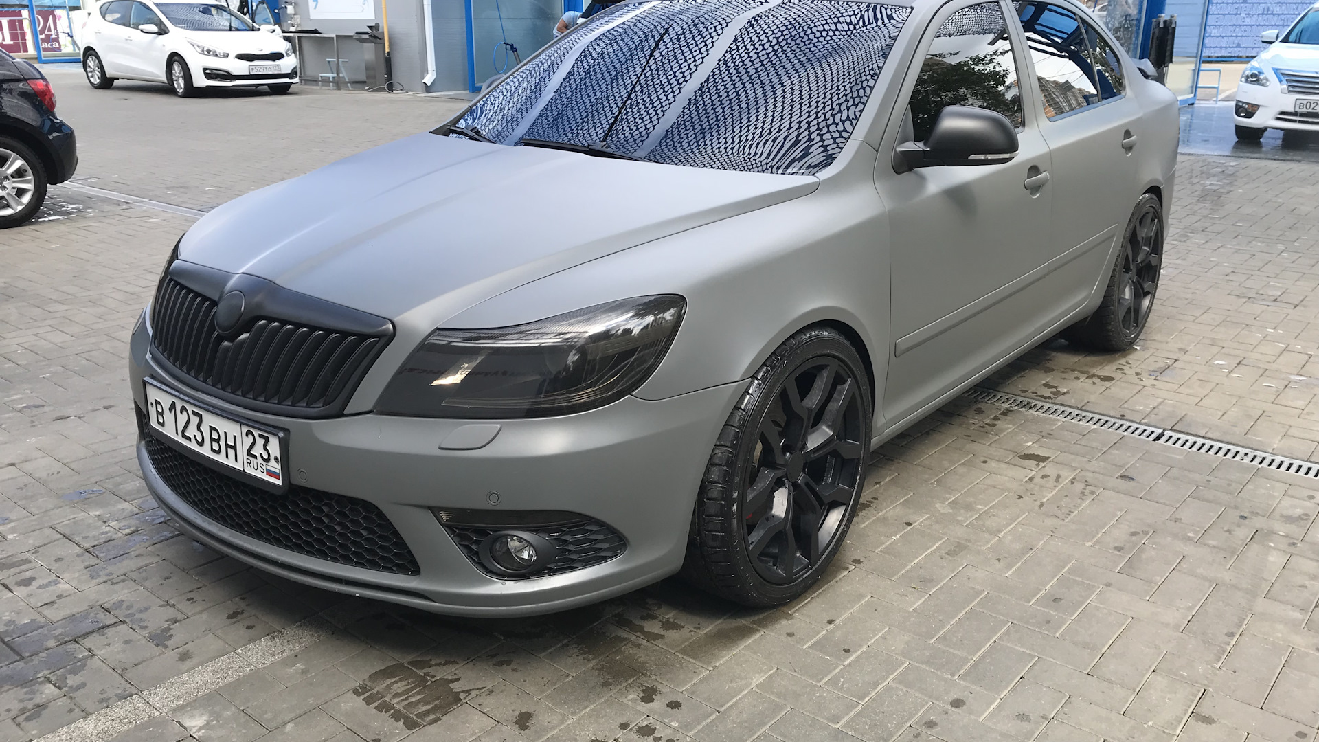 Skoda Octavia RS A5 Mk2 2.0 бензиновый 2011 | Серый матовый зверь!!! на  DRIVE2