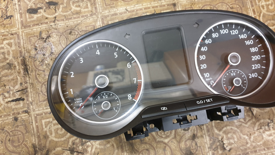 Приборка от хэтча в Поло — Volkswagen Polo Sedan, 1,6 л, 2018 года ...