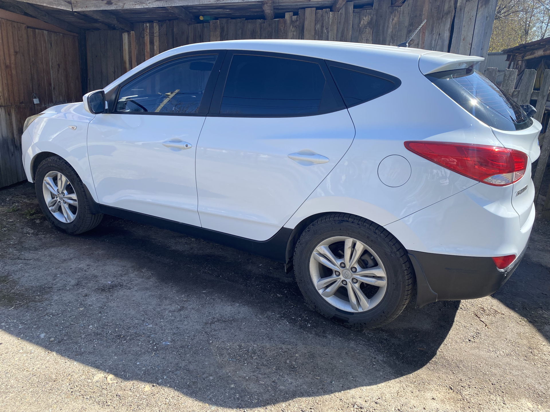 Новая резина — Hyundai ix35, 2 л, 2011 года | шины | DRIVE2
