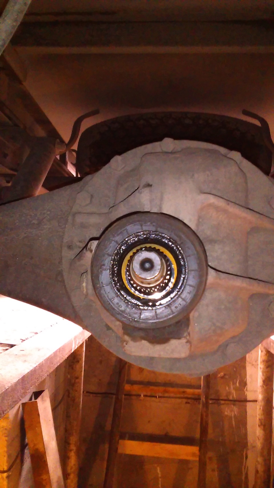 Замена сальника хвостовика — ГАЗ Газель, 2,8 л, 2014 года | визит на ...