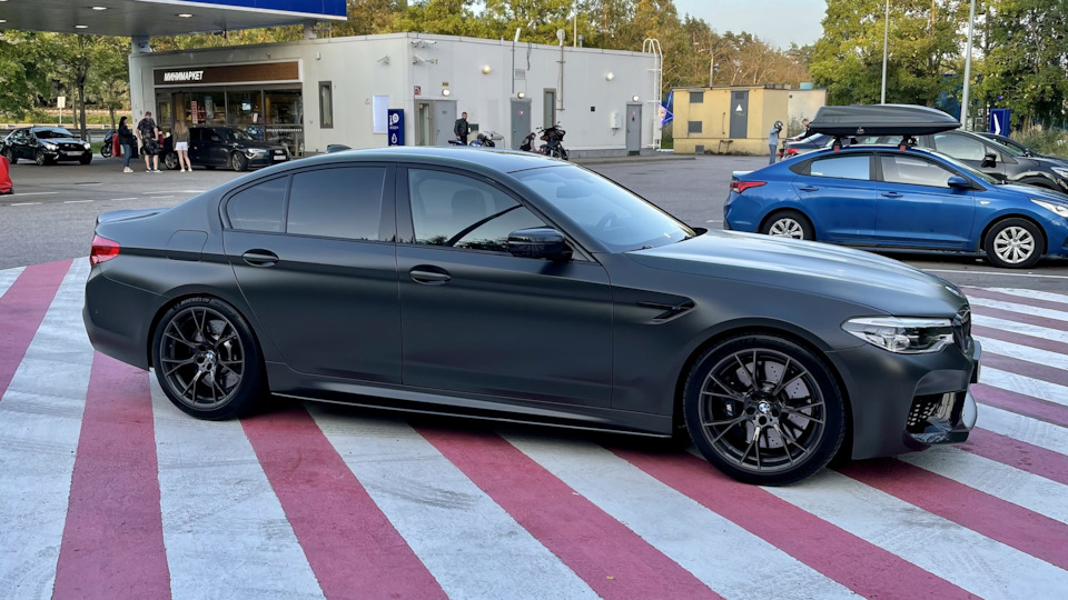 BMW M5 (F90) 4.4 бензиновый 2019 | Edition 35 Jahre на DRIVE2