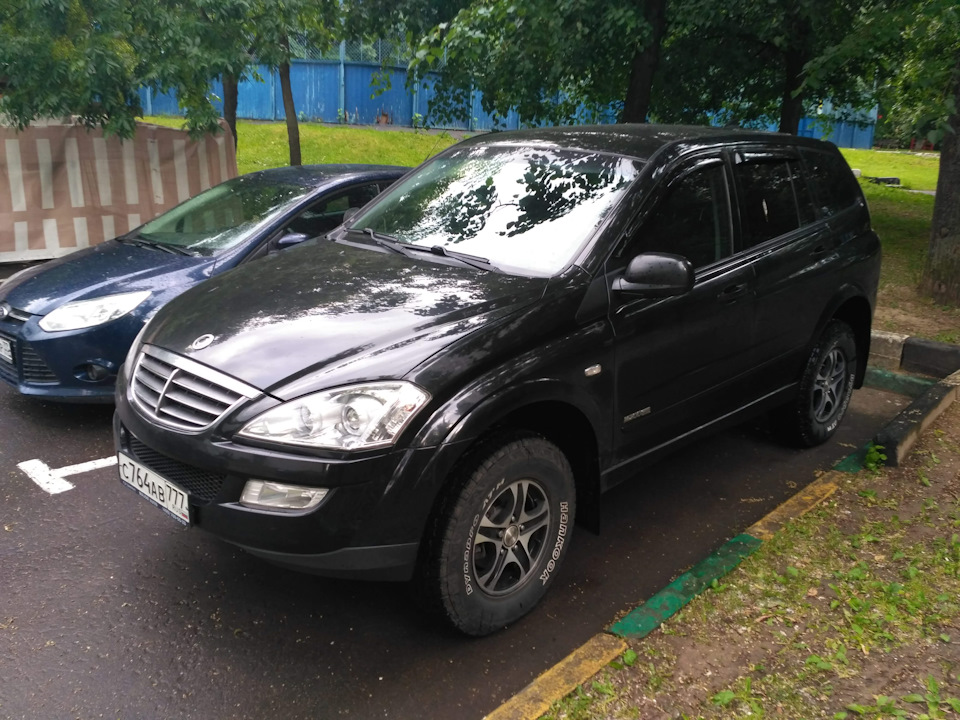 Ssangyong kyron черный дым