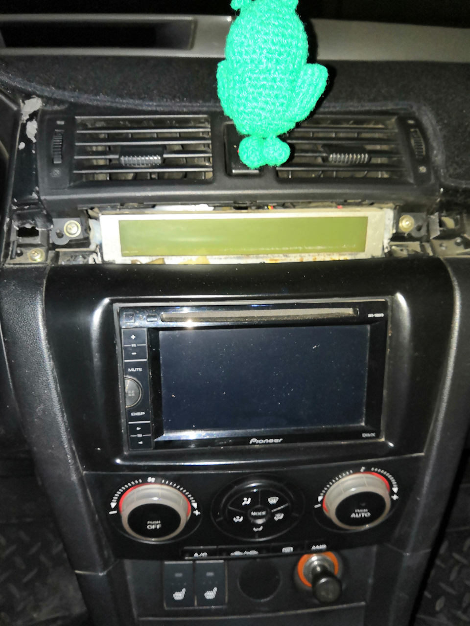 Насос омывателя лобового стекла. — KIA Rio (1G), 1,6 л, 2002 года ...