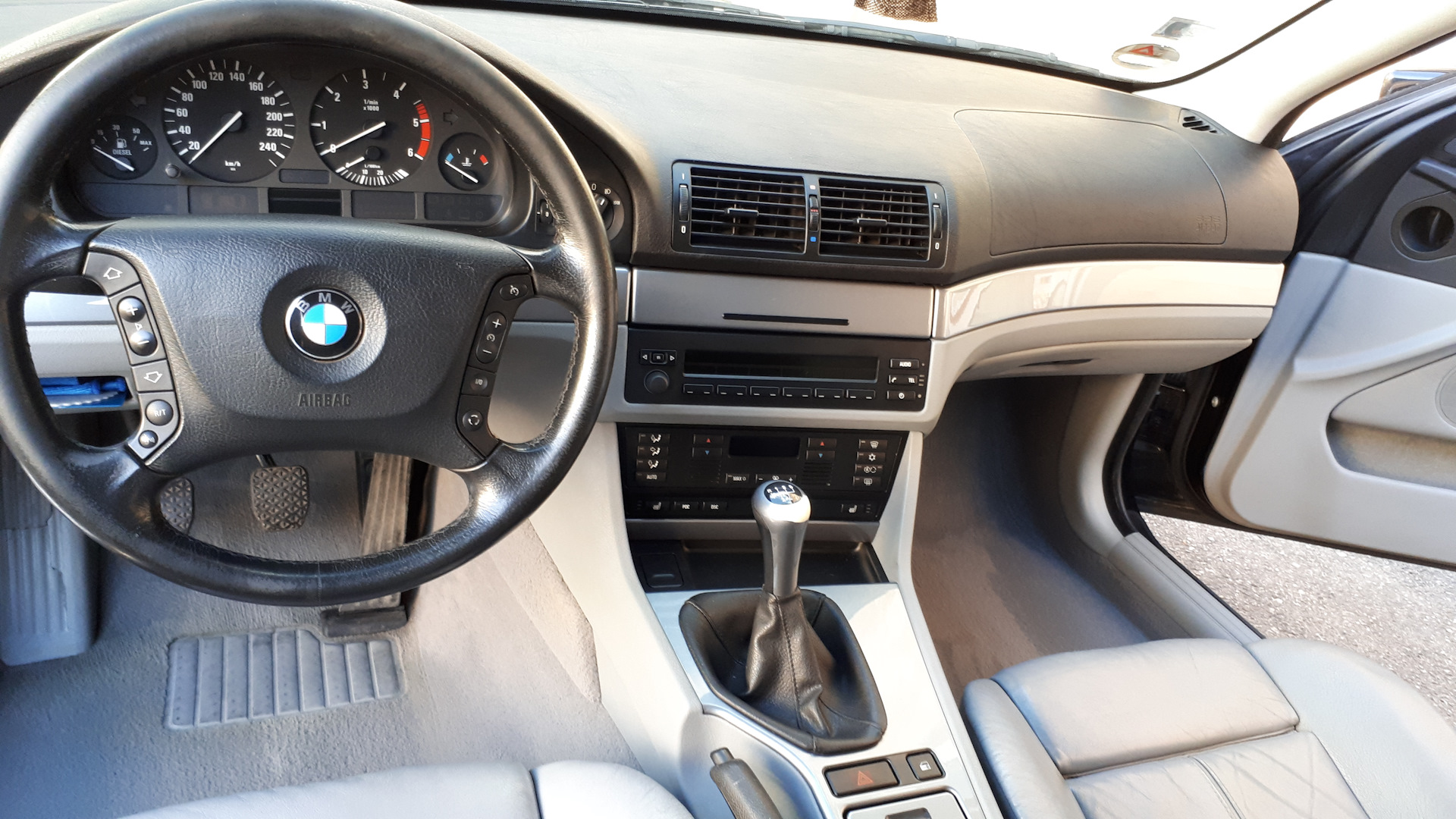 BMW e39 салон