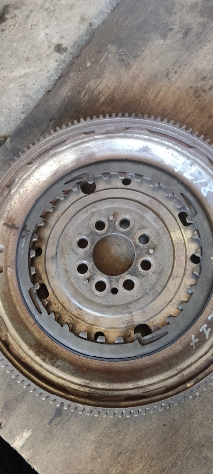 Маховик дсг 6 и дсг 7 на Skoda Octavia A5 Mk2, Skoda Superb Combi (Mk2 ...