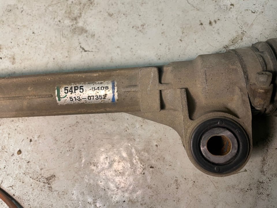 Какое-то обозначение — Suzuki Vitara (4G). Запчасти на фото: 51307352